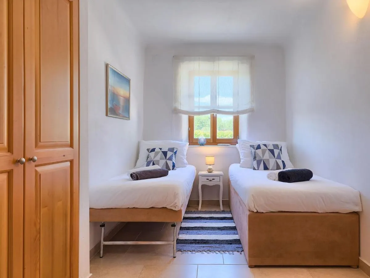 Holiday Home Casa Nini By Interhome Bibali
